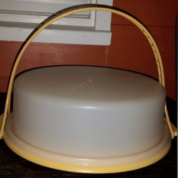 Tupperware Vintage Cake Dome Carrier gold & clear